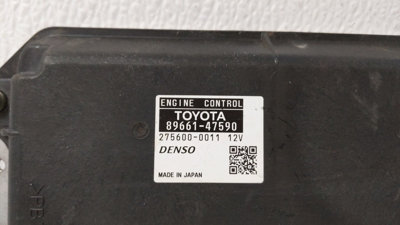 2015 Toyota Prius PCM Engine Computer ECU ECM PCU OEM P/N:89661-47590 Fits OEM Used Auto Parts - Oemusedautoparts1.com