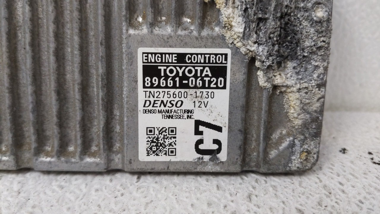 2015 Toyota Camry PCM Engine Computer ECU ECM PCU OEM P/N:89661-06T21 89661-06T20 Fits OEM Used Auto Parts - Oemusedautoparts1.com