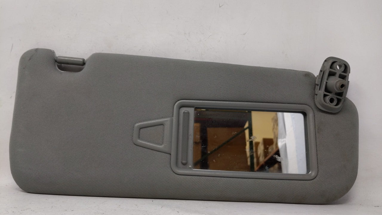 2011-2015 Kia Sorento Sun Visor Shade Replacement Passenger Right Mirror Fits 2011 2012 2013 2014 2015 OEM Used Auto Parts - Oemusedautoparts1.com