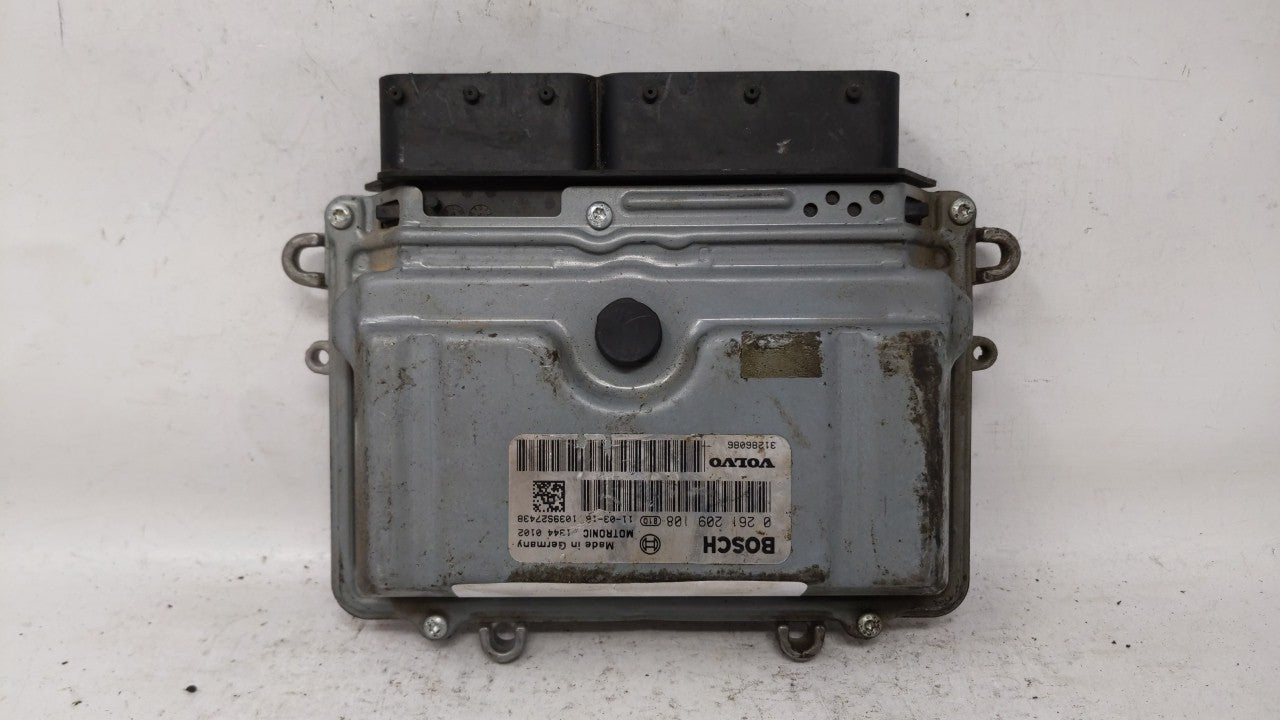 2012 Volvo S60 PCM Engine Computer ECU ECM PCU OEM P/N:0 261 209 108 Fits OEM Used Auto Parts - Oemusedautoparts1.com