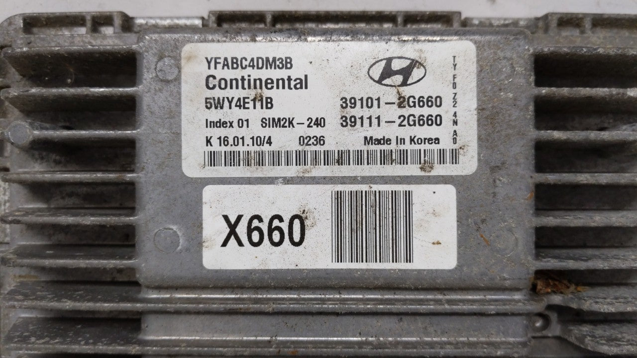 2011-2014 Hyundai Sonata PCM Engine Computer ECU ECM PCU OEM P/N:39101-2G678 39101-2G660 Fits 2011 2012 2013 2014 OEM Used Auto Parts - Oemusedautoparts1.com