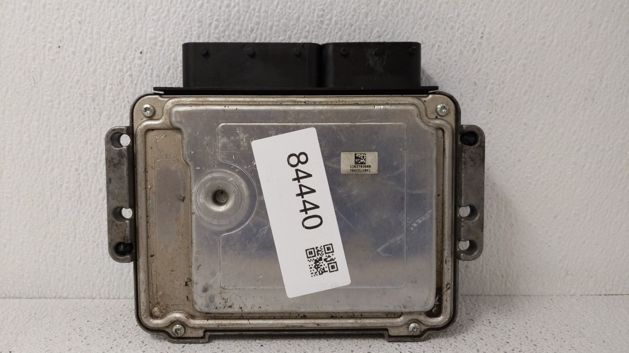 2014-2016 Ford Focus PCM Engine Computer ECU ECM PCU OEM P/N:FM5A-12A650-ADB Fits 2014 2015 2016 OEM Used Auto Parts - Oemusedautoparts1.com