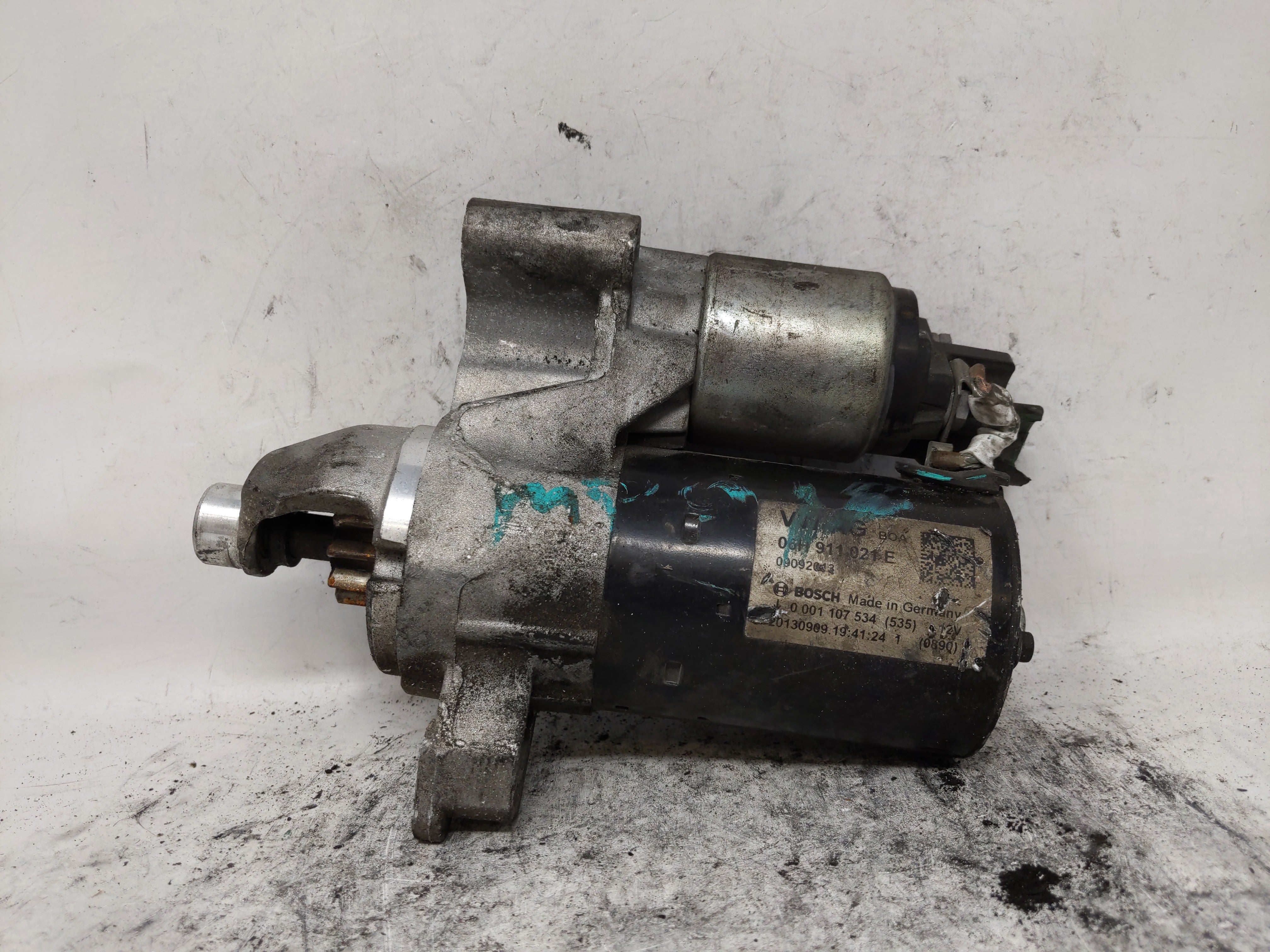 2014-2016 Audi A4 Car Starter Motor Solenoid OEM P/N:06H 911 021 E Fits 2014 2015 2016 2017 OEM Used Auto Parts - Oemusedautoparts1.com