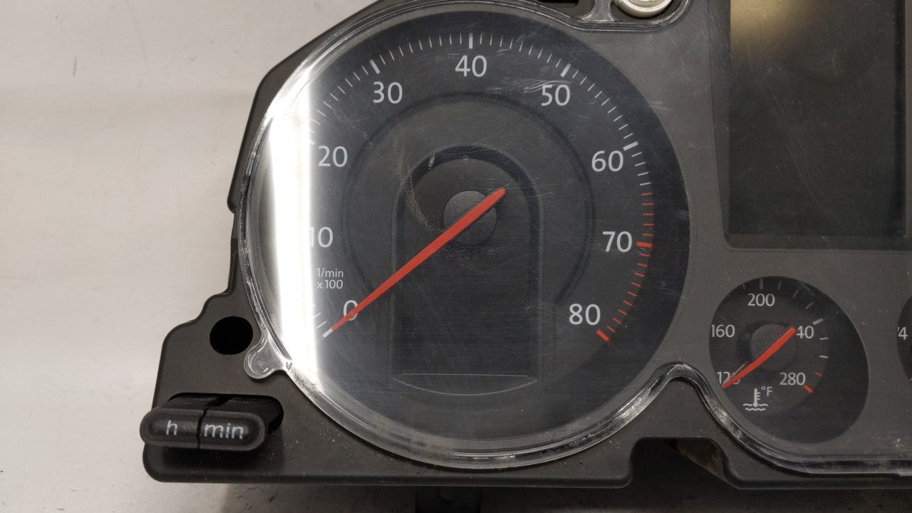 2008 Volkswagen Passat Instrument Cluster Speedometer Gauges P/N:3C0920971F A2C53194181 Fits OEM Used Auto Parts - Oemusedautoparts1.com