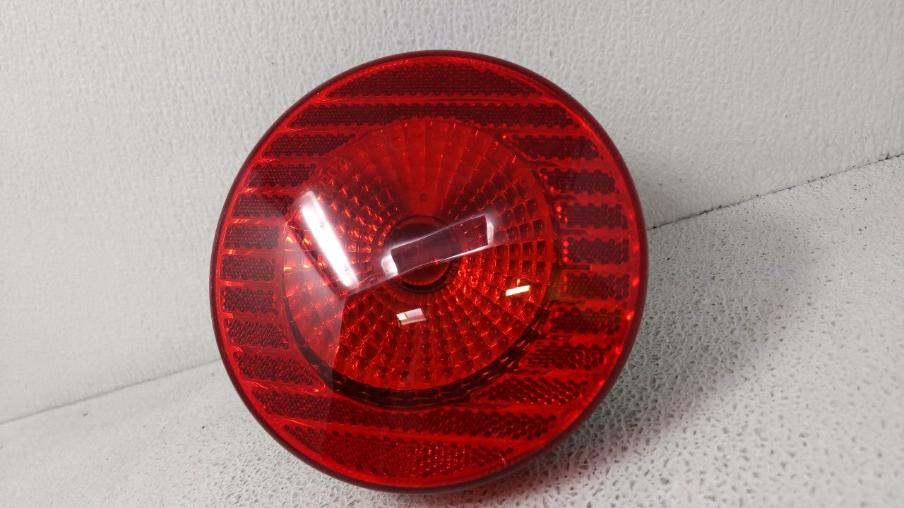 2005-2010 Chevrolet Cobalt Tail Light Assembly Driver Left OEM P/N:15797855 16532531 Fits 2005 2006 2007 2008 2009 2010 OEM Used Auto Parts - Oemusedautoparts1.com