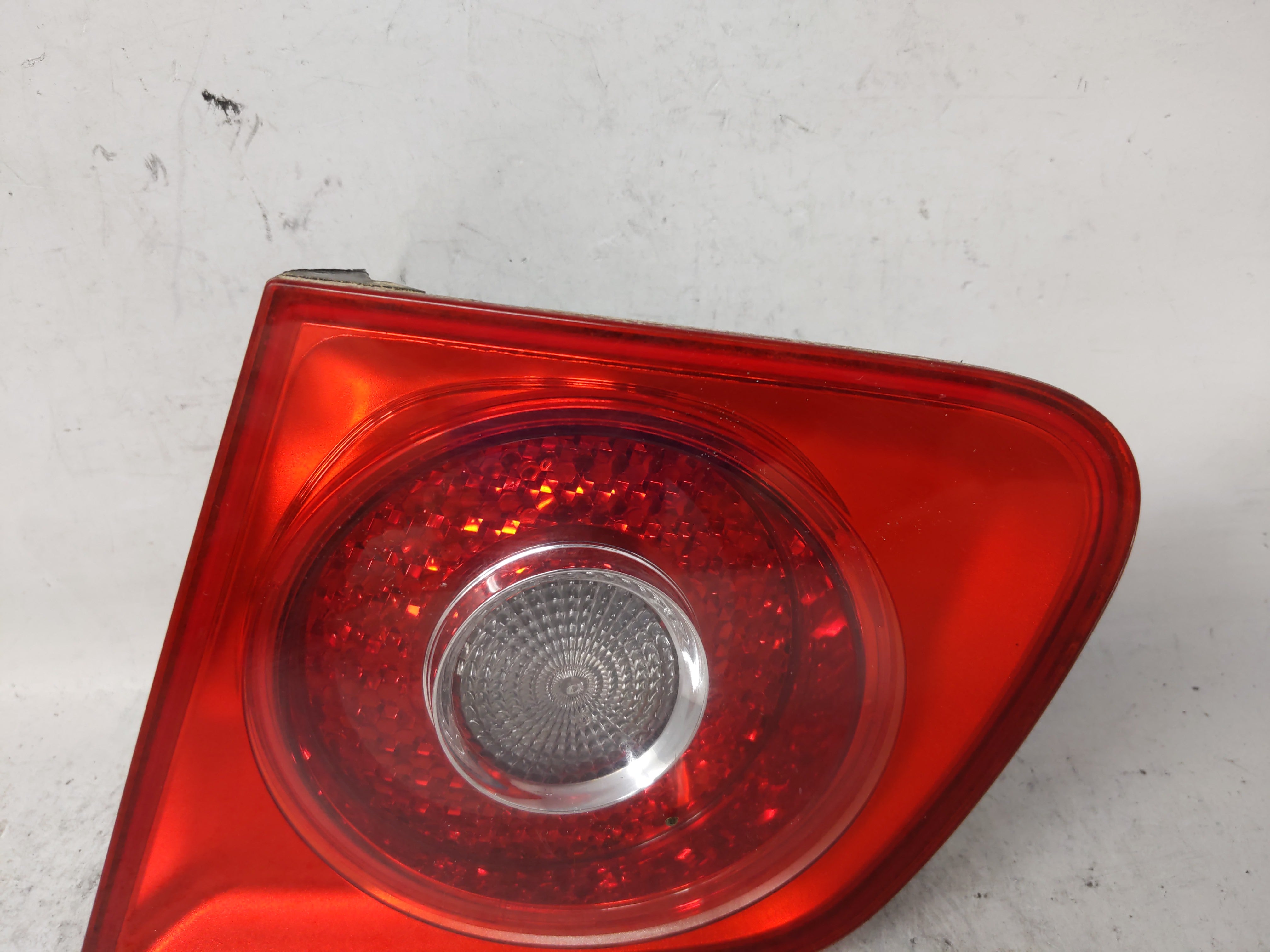 2005-2007 Volkswagen Jetta Passenger Right Side Tail Light Taillight Oem 85829 - Oemusedautoparts1.com