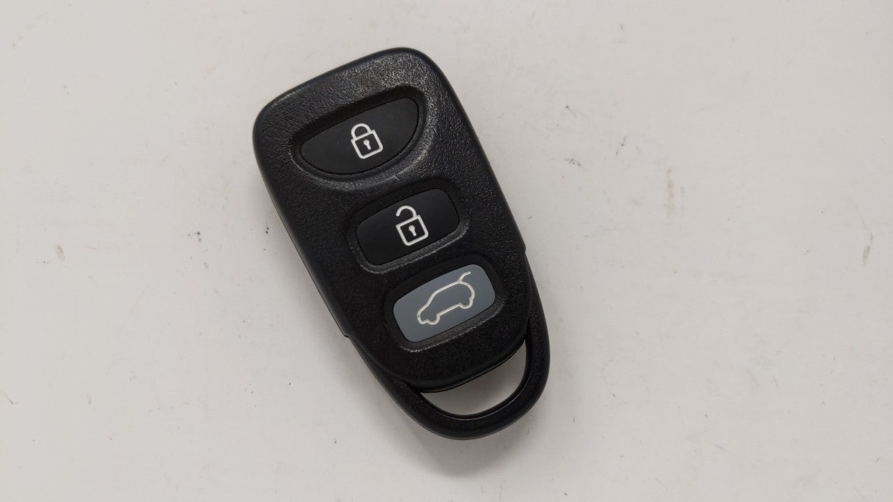 Hyundai Elantra Keyless Entry Remote Fob Pinha-T008 4 Buttons - Oemusedautoparts1.com