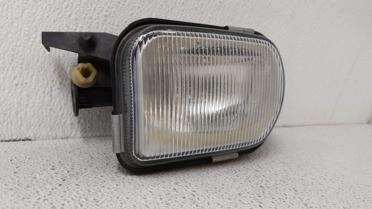 2003-2004 Mercedes-benz C230 Driver Left Oem Front Light Lamp - Oemusedautoparts1.com