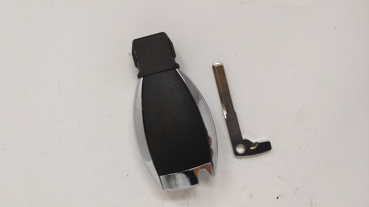 Mercedes-Benz Keyless Entry Remote Fob IYZDC07 4 buttons - Oemusedautoparts1.com