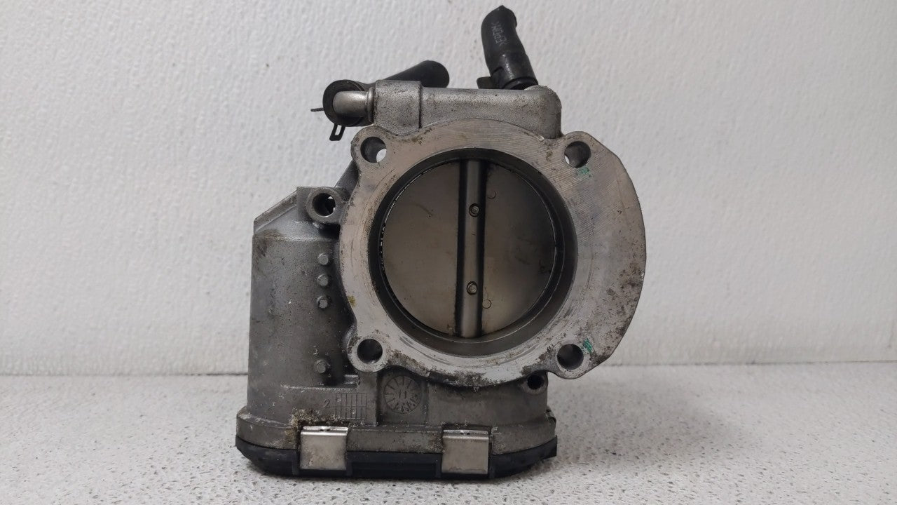 2011-2014 Hyundai Sonata Throttle Body P/N:35100-2G700 Fits 2011 2012 2013 2014 2015 2016 OEM Used Auto Parts - Oemusedautoparts1.com