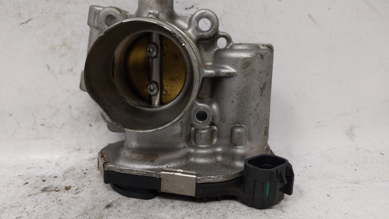 2013-2018 Chevrolet Trax Throttle Body P/N:55565489 55581662 Fits 2011 2012 2013 2014 2015 2016 2017 2018 2019 OEM Used Auto Parts - Oemusedautoparts1.com