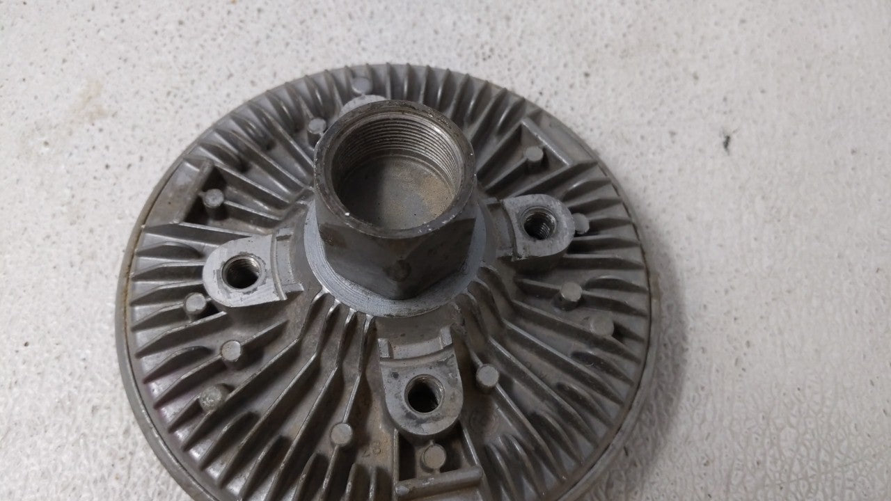 2001 Gmc Yukon Xl 1500 Fan Clutch - Oemusedautoparts1.com