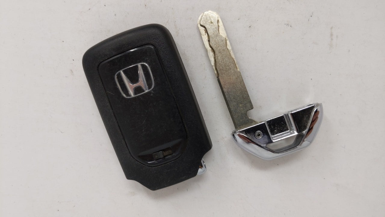 Honda Keyless Entry Remote Fob Kr5v2x A2c97183100 72147-Tgg-A02 4 Buttons - Oemusedautoparts1.com