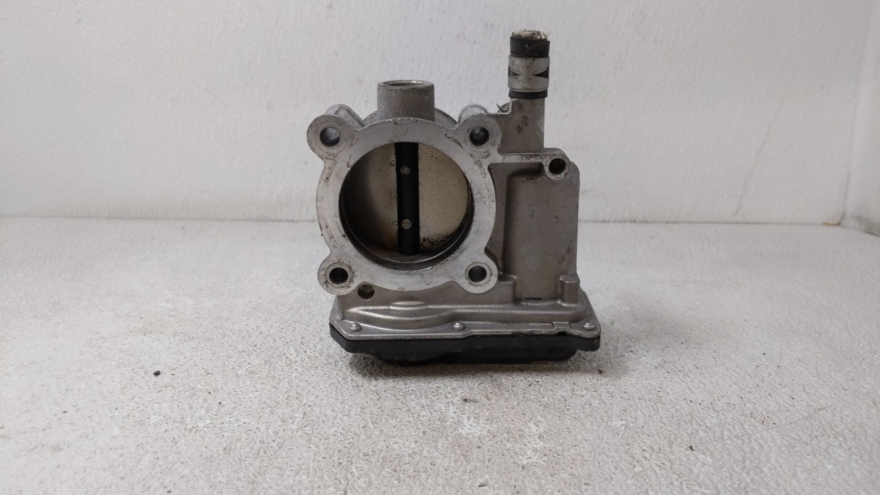 2011-2018 Toyota Corolla Throttle Body P/N:22030-0T080 Fits 2011 2012 2013 2014 2015 2016 2017 2018 OEM Used Auto Parts - Oemusedautoparts1.com