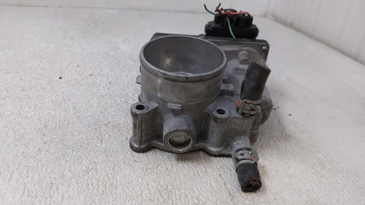 2011-2018 Toyota Corolla Throttle Body P/N:22030-0T080 Fits 2011 2012 2013 2014 2015 2016 2017 2018 OEM Used Auto Parts - Oemusedautoparts1.com