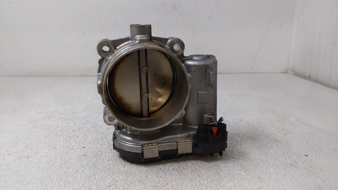 2011-2016 Chrysler Town & Country Throttle Body P/N:05184349AC 05184349AE Fits 2011 2012 2013 2014 2015 2016 2017 2018 2019 OEM Used Auto Parts - Oemusedautoparts1.com