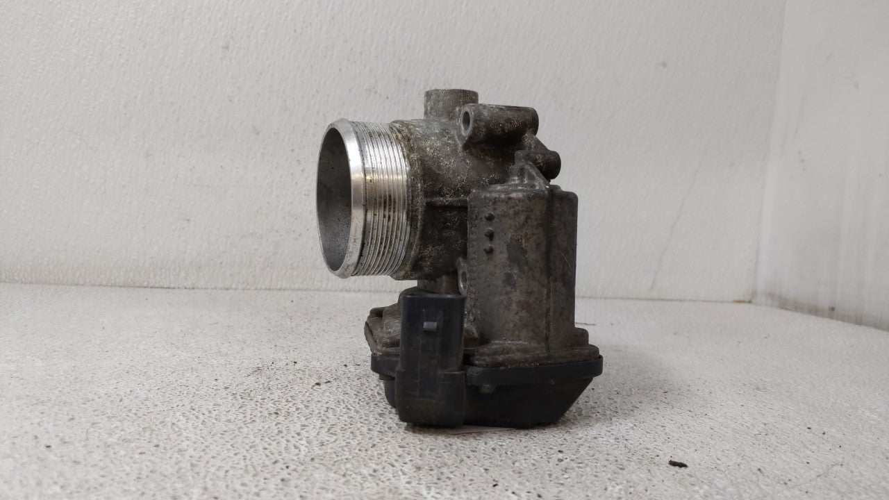 2006-2017 Audi A3 Throttle Body P/N:06F 133 062 Q 06E 133 062 J Fits OEM Used Auto Parts - Oemusedautoparts1.com