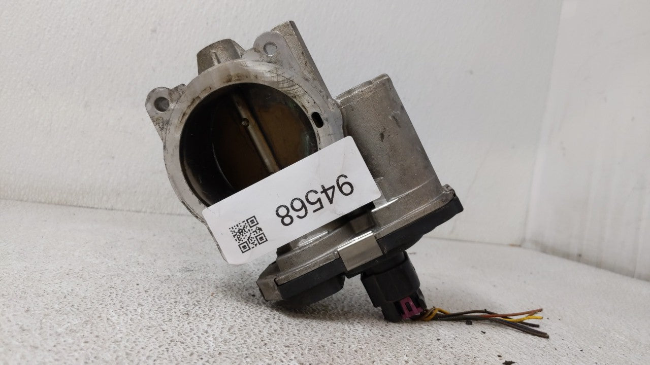 2010-2011 Buick Lacrosse Throttle Body P/N:2800AA995AA 1647AA3301A Fits 2007 2008 2009 2010 2011 OEM Used Auto Parts - Oemusedautoparts1.com