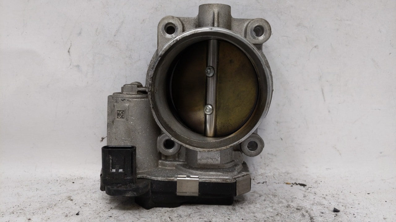 2012-2015 Chevrolet Camaro Throttle Body P/N:12632172BA 12670981AA Fits 2012 2013 2014 2015 2016 2017 2018 2019 2020 2021 2022 OEM Used Auto Parts - Oemusedautoparts1.com