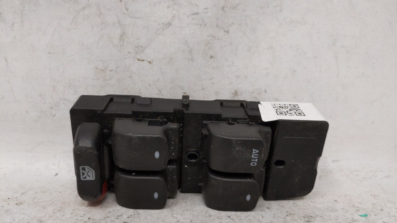 2010-2012 Chevrolet Malibu Master Power Window Switch Replacement Driver Side Left P/N:15902664 20952783 Fits 2010 2011 2012 OEM Used Auto Parts - Oemusedautoparts1.com