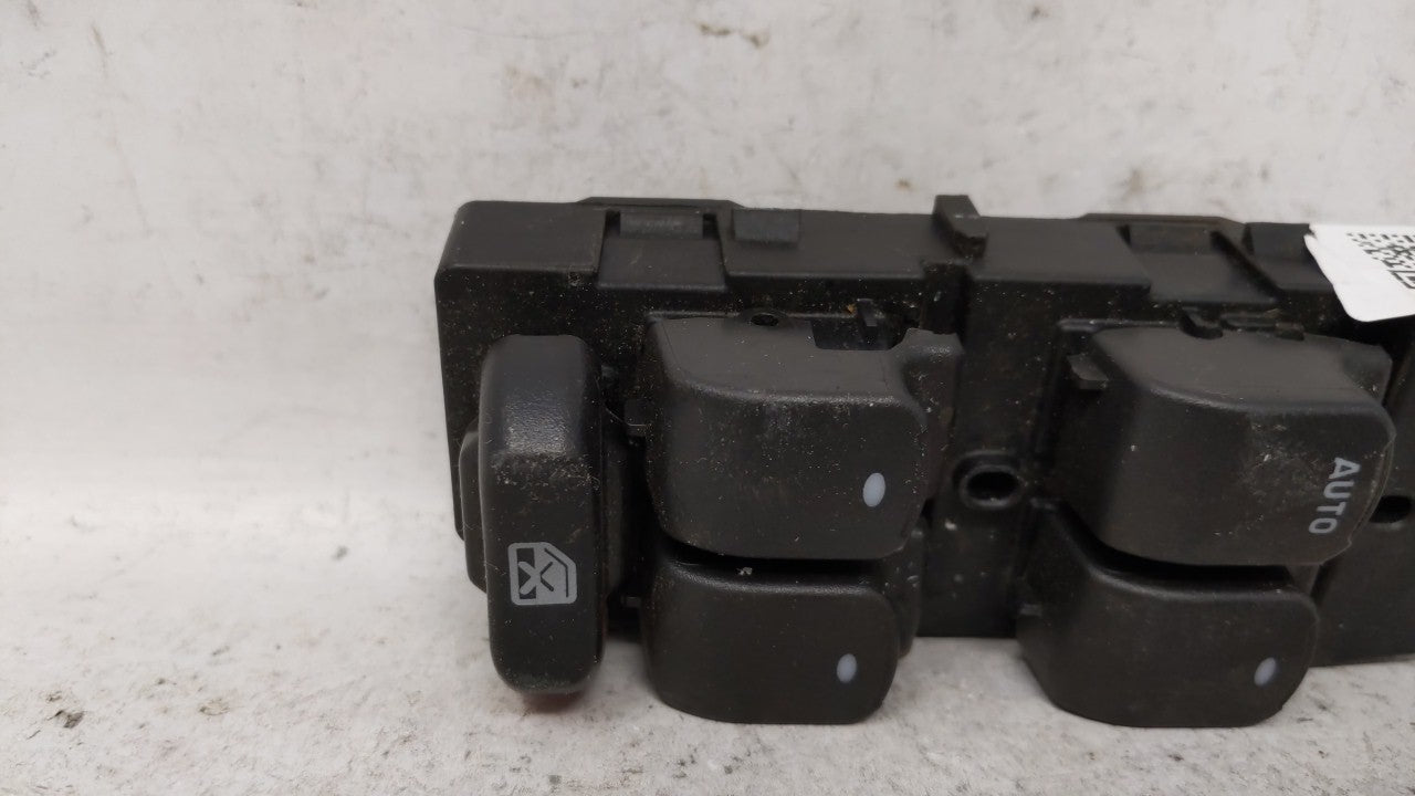 2010-2012 Chevrolet Malibu Master Power Window Switch Replacement Driver Side Left P/N:15902664 20952783 Fits 2010 2011 2012 OEM Used Auto Parts - Oemusedautoparts1.com