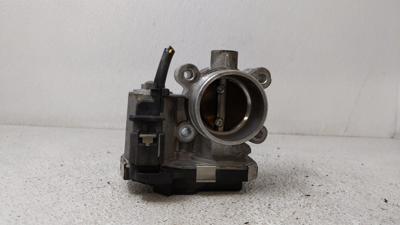 2017-2018 Chevrolet Cruze Throttle Body P/N:12671379AA Fits 2017 2018 OEM Used Auto Parts - Oemusedautoparts1.com