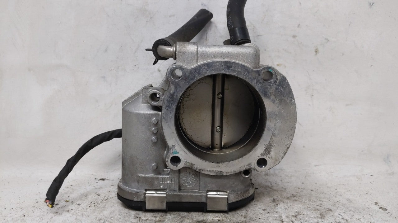 2011-2014 Hyundai Sonata Throttle Body P/N:35100-2G700 Fits 2011 2012 2013 2014 2015 2016 OEM Used Auto Parts - Oemusedautoparts1.com