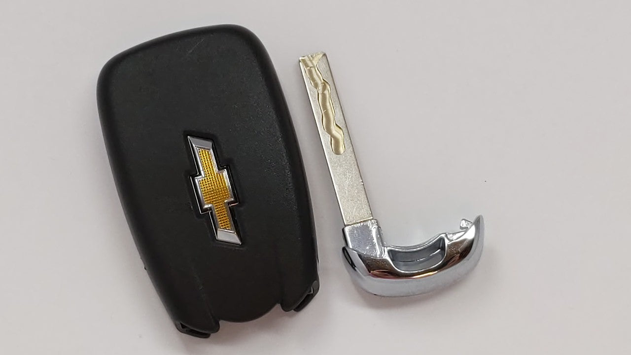 Chevrolet Trax Keyless Entry Remote Fob Hyq4as 13522874 4 Buttons - Oemusedautoparts1.com