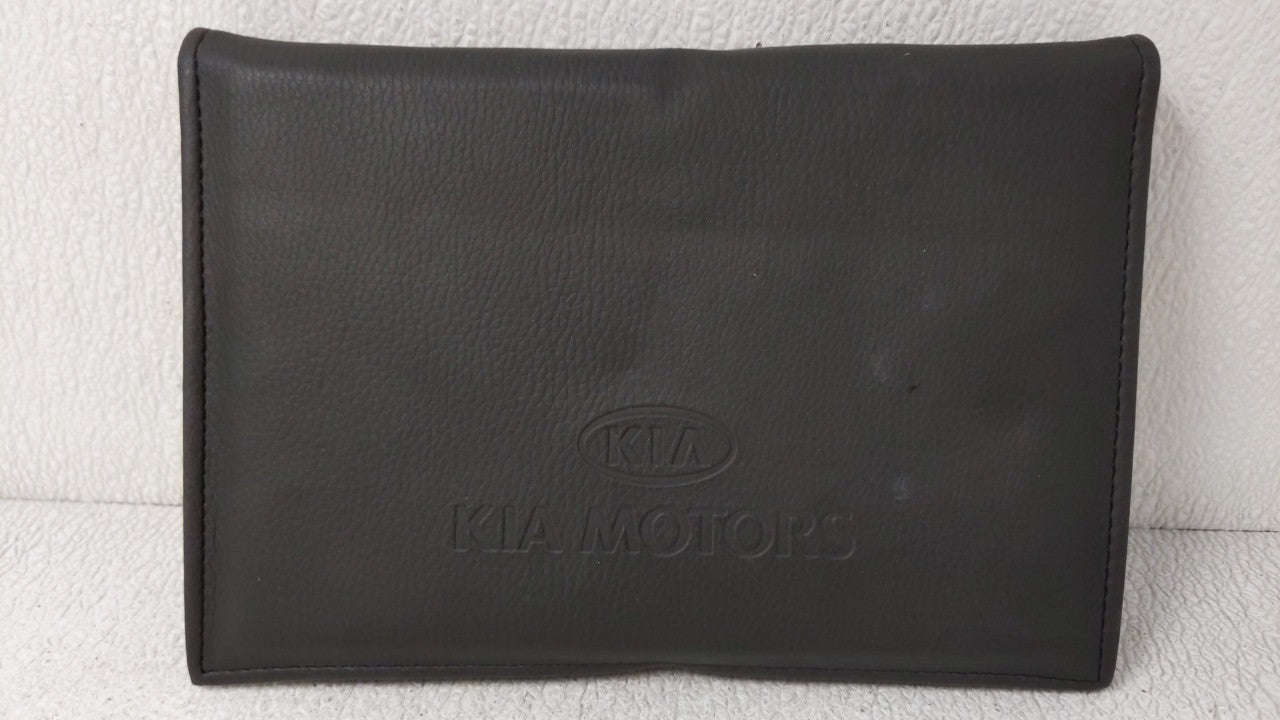 2003 Kia Sorento Owners Manual Book Guide OEM Used Auto Parts - Oemusedautoparts1.com