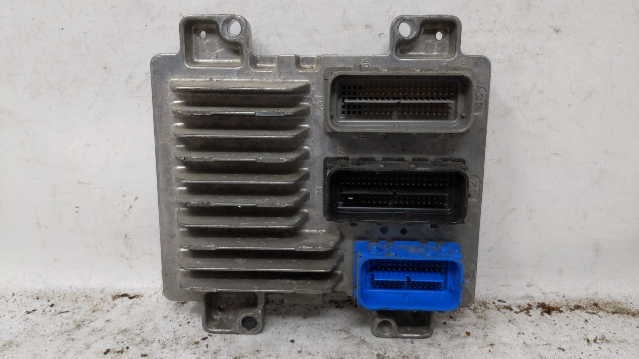 2011 Chevrolet Cruze PCM Engine Computer ECU ECM PCU OEM P/N:12645606 12644081 Fits OEM Used Auto Parts - Oemusedautoparts1.com