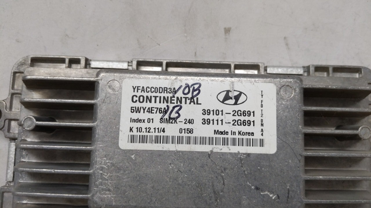 2011-2014 Hyundai Sonata PCM Engine Computer ECU ECM PCU OEM P/N:39101-2G692 39111-2G690 Fits 2011 2012 2013 2014 OEM Used Auto Parts - Oemusedautoparts1.com