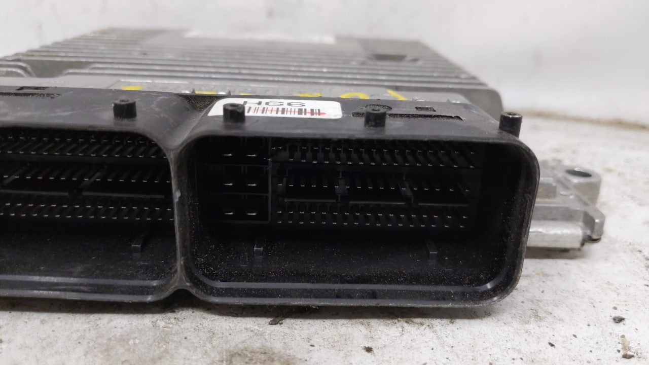 2011-2014 Hyundai Sonata PCM Engine Computer ECU ECM PCU OEM P/N:39101-2G692 39111-2G690 Fits 2011 2012 2013 2014 OEM Used Auto Parts - Oemusedautoparts1.com