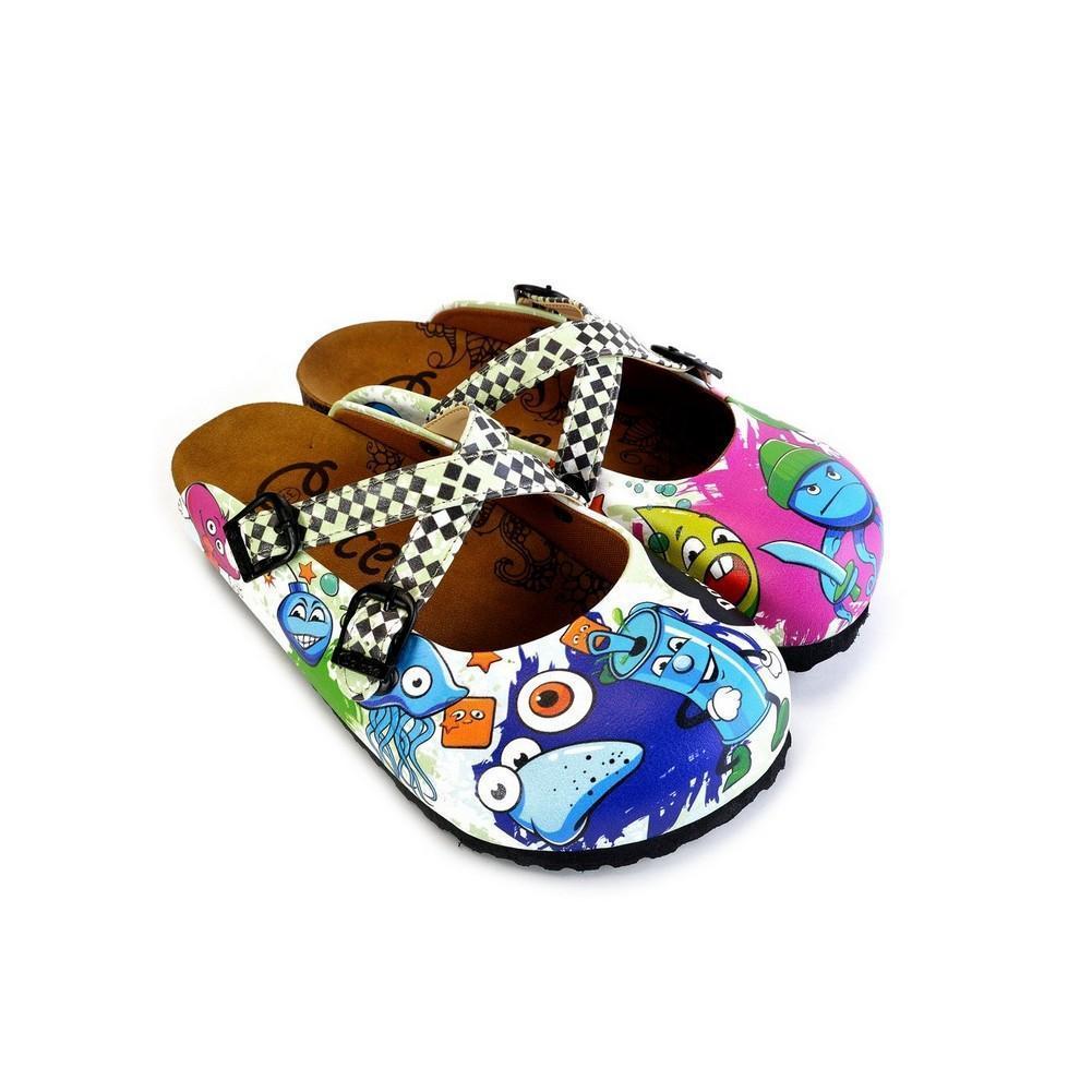 patterned clogs