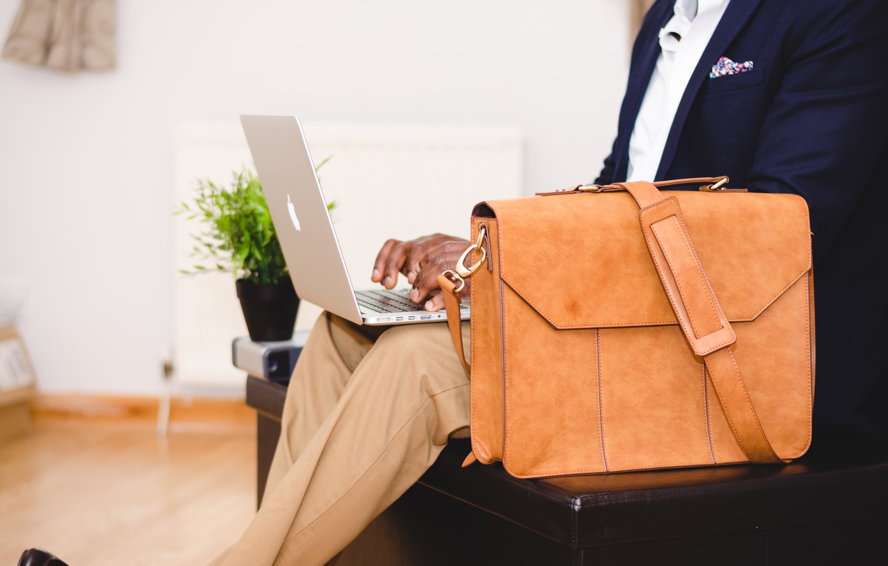 best laptop bag for business travel