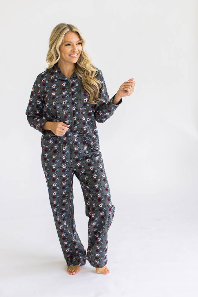 Aegean Apparel  Happy Cloud Cloud Knit Pajama Set