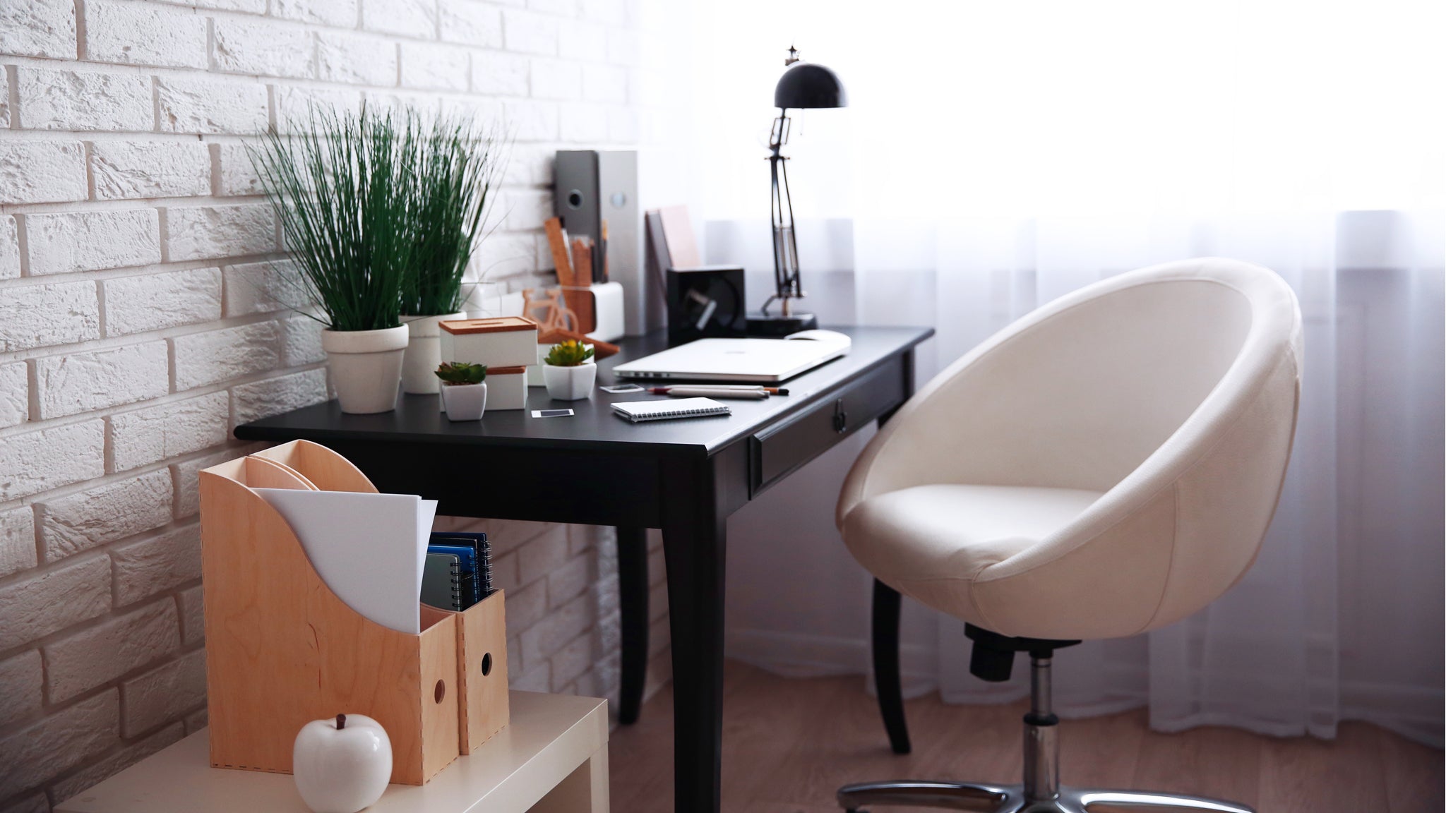 Tips for creating a functional home office for business owners and remote workers