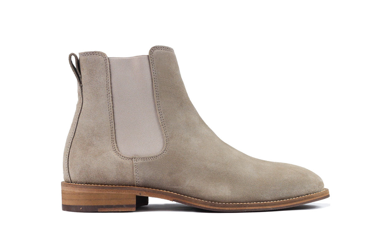 Lordya Classic Chelsea Boots - Stone suede