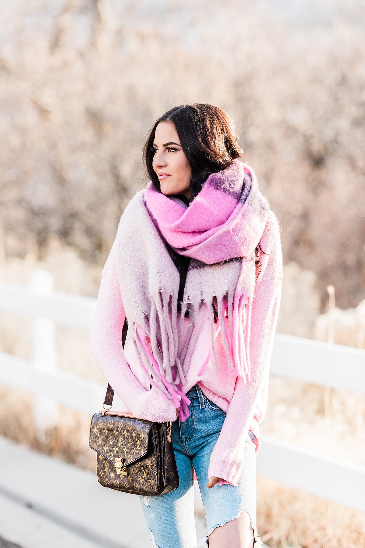 pink louis vuitton scarf outfit