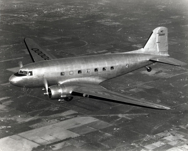 The DC-3 was designed as a sleeper aircraft, based on the DC-2, to replace American's Curtiss Condor II biplanes. 