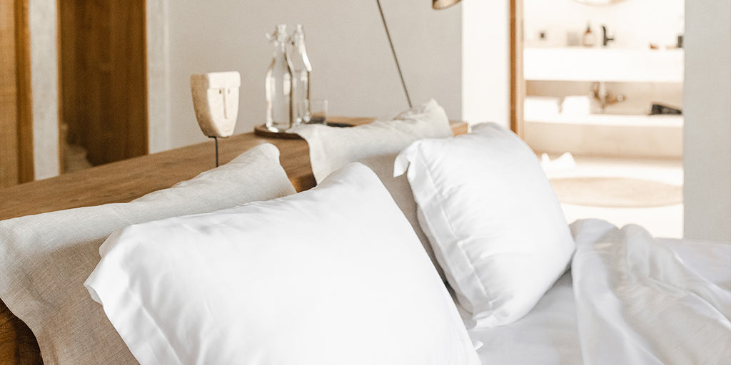 How To Make Your Bed Like A Hotel: An Easy 9-Step Guide | Heveya® Singapore
