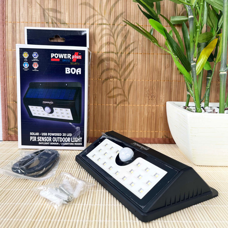 POWERplus Boa Solar / USB PIR Sensor LED Outdoor Light