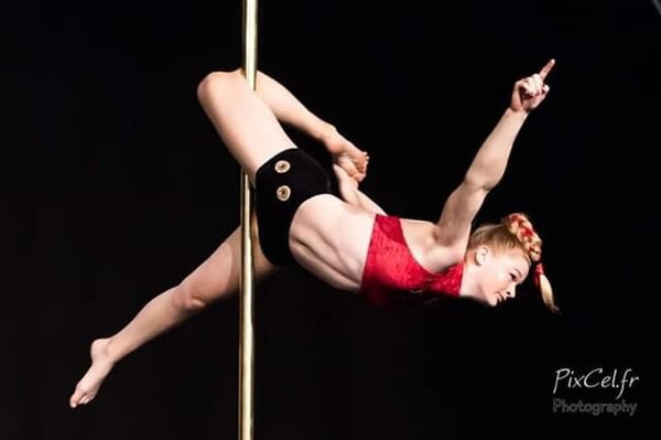 PixCel.fr fotografie Zara Melis Junior Polesport Pole Artistic Pole Championships IPSF vêtements de polewear de flexmonkey de championnat de paledan