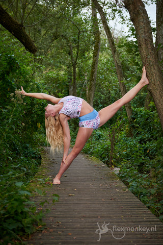 Zoe Timmermans akrobatik split polesport mester pole dance mester polewear pole dance kjole Flexmonkey