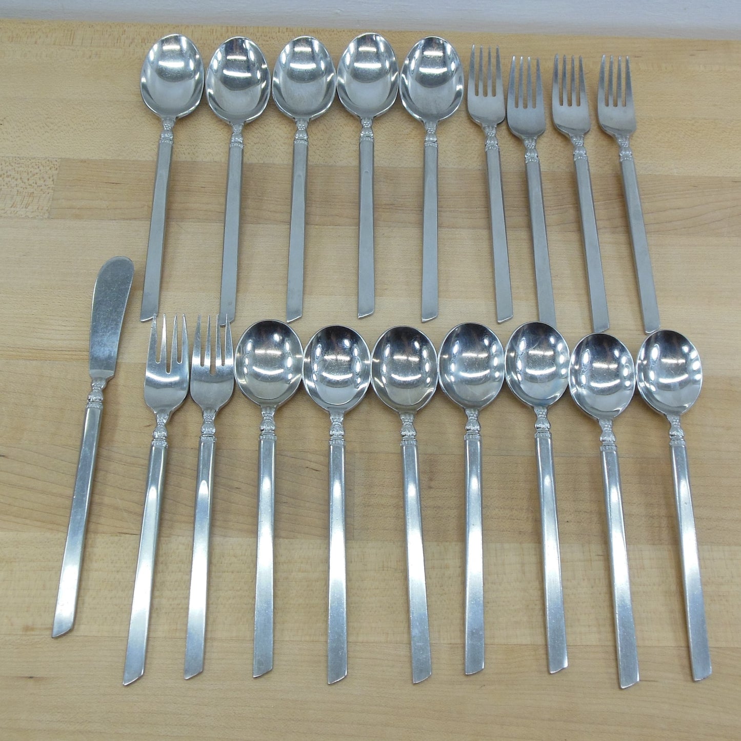 Everbright Premier Japan Stainless Perfection Flatware 19 Piece Lot