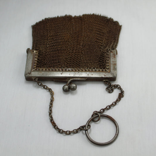 Vintage Leather Tri-Clasp Coin Purse — myrtle and mo