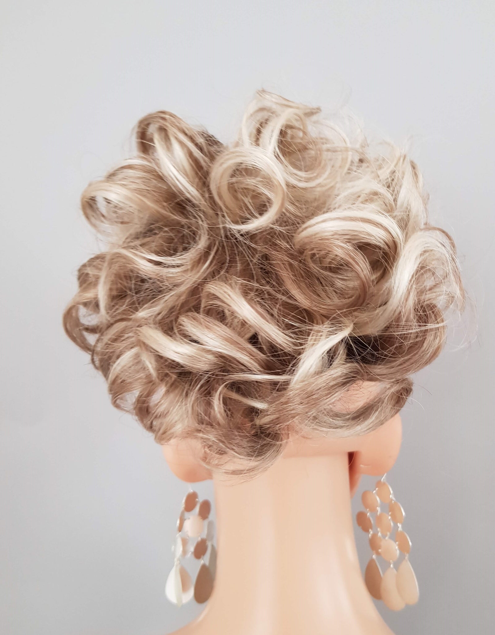 Claw Clip Synthetic Short Curly Hair Bun Dark Blonde Light Blonde