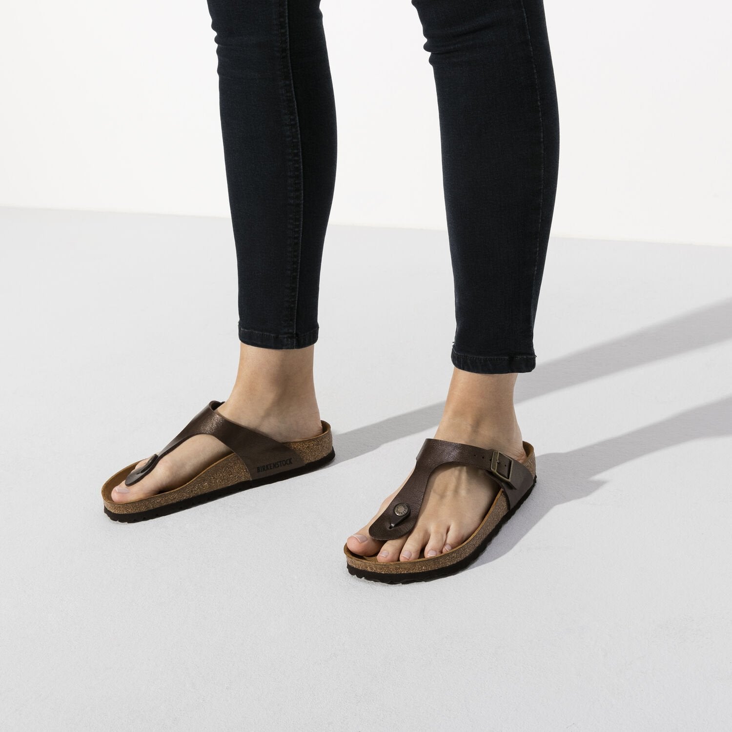 women's gizeh thong sandal