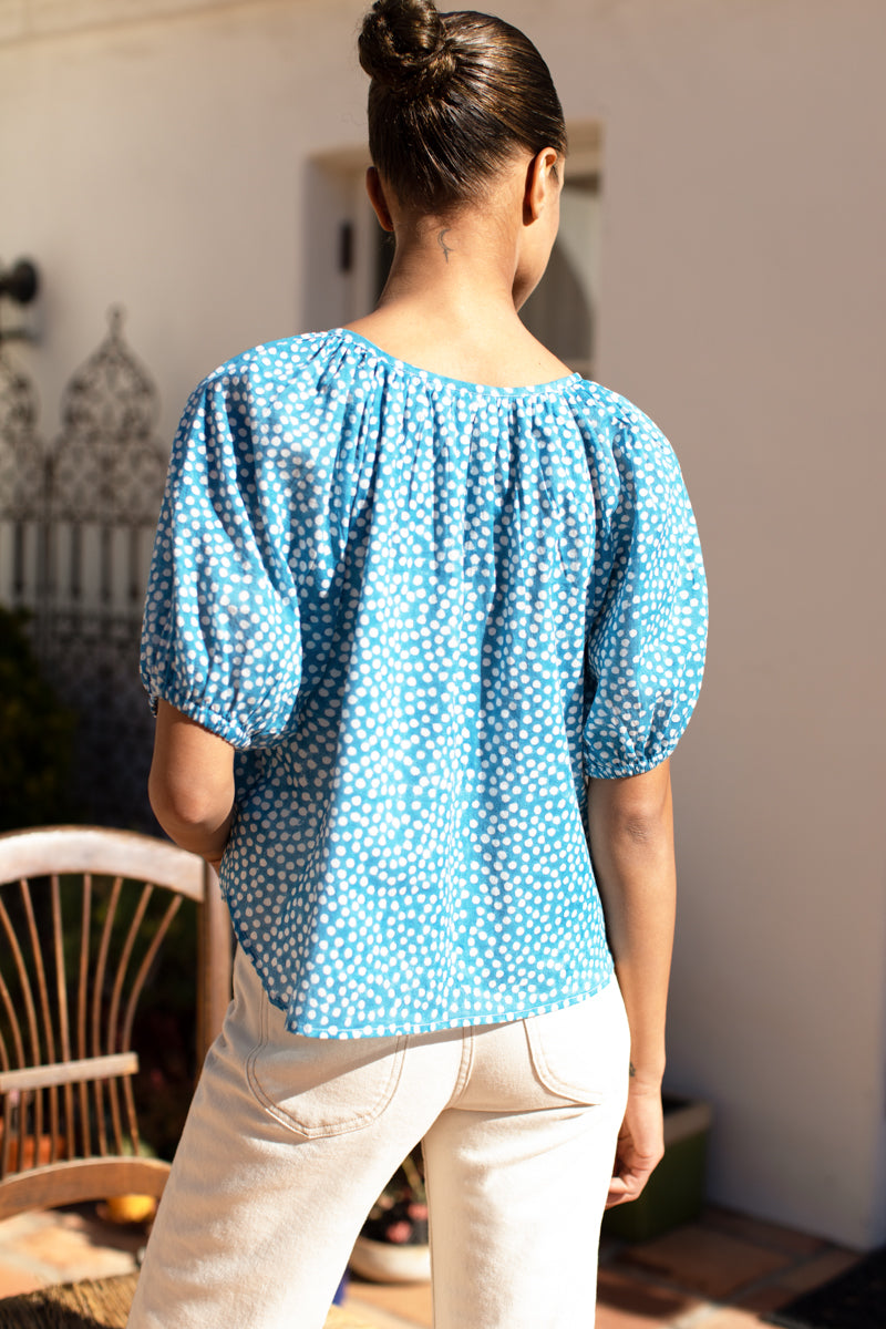 Luie Top - Painterly Dots Blue Organic