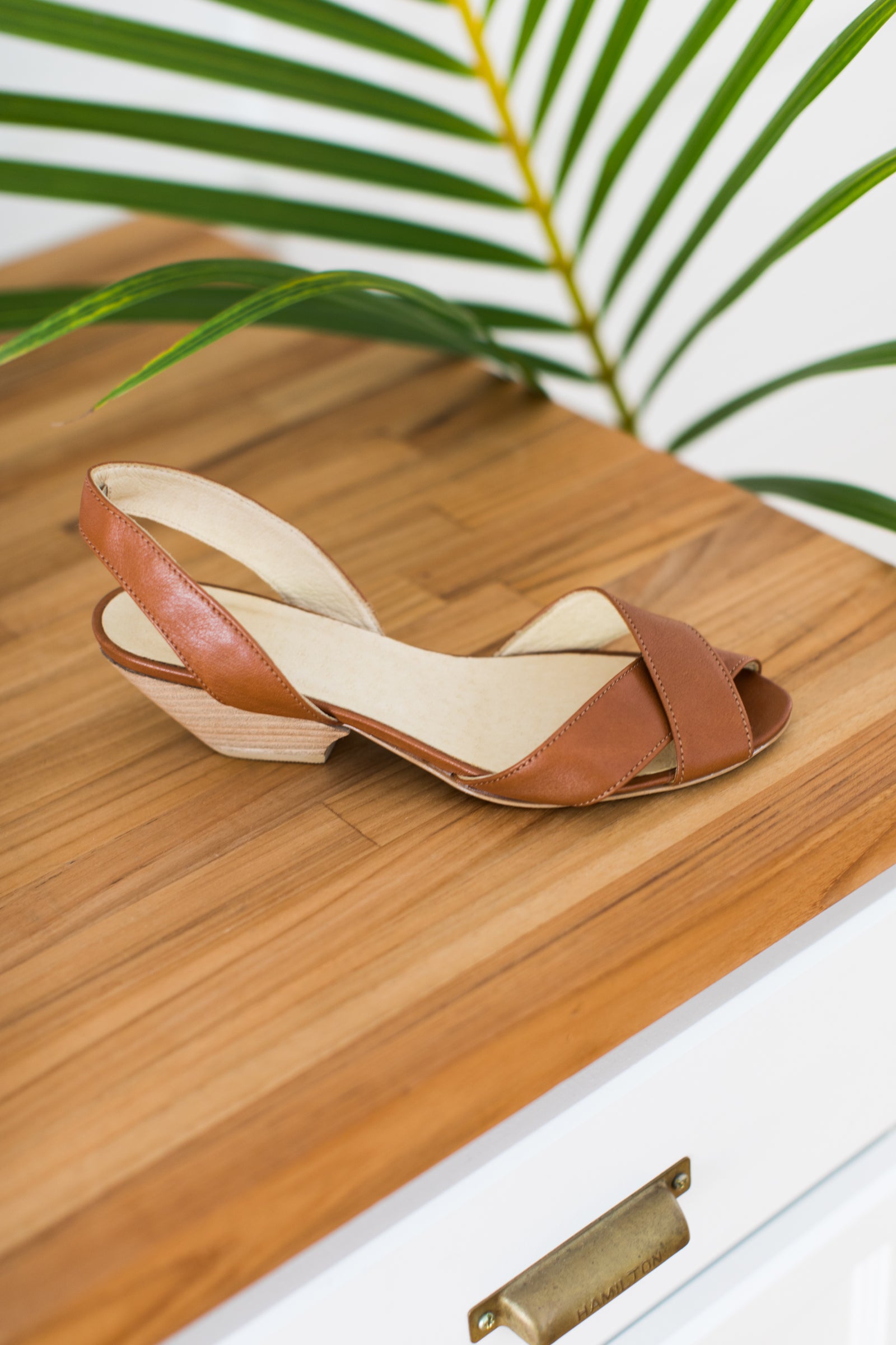 Emerson Sandal - Caramel