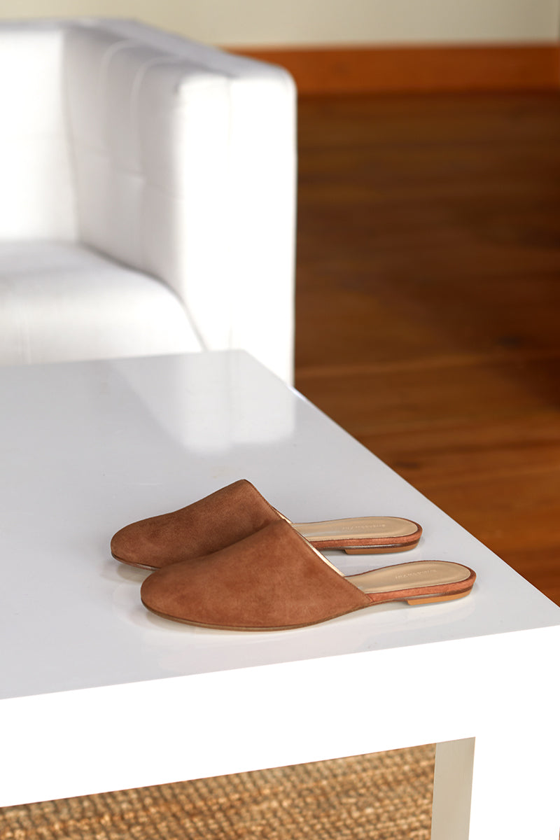 Emerson Slides - Caramel Suede